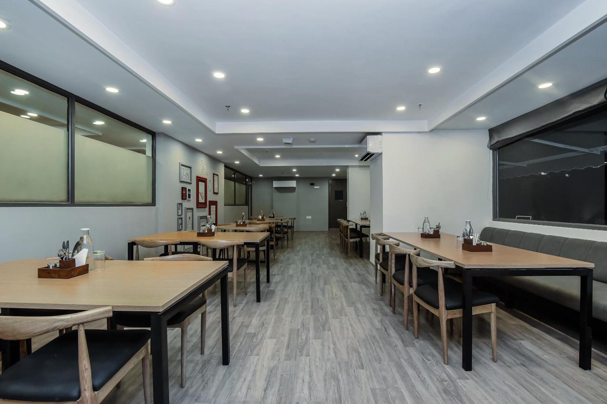 Townhouse C Scheme Ahinsa Circle Hotel Jaipur Exterior foto