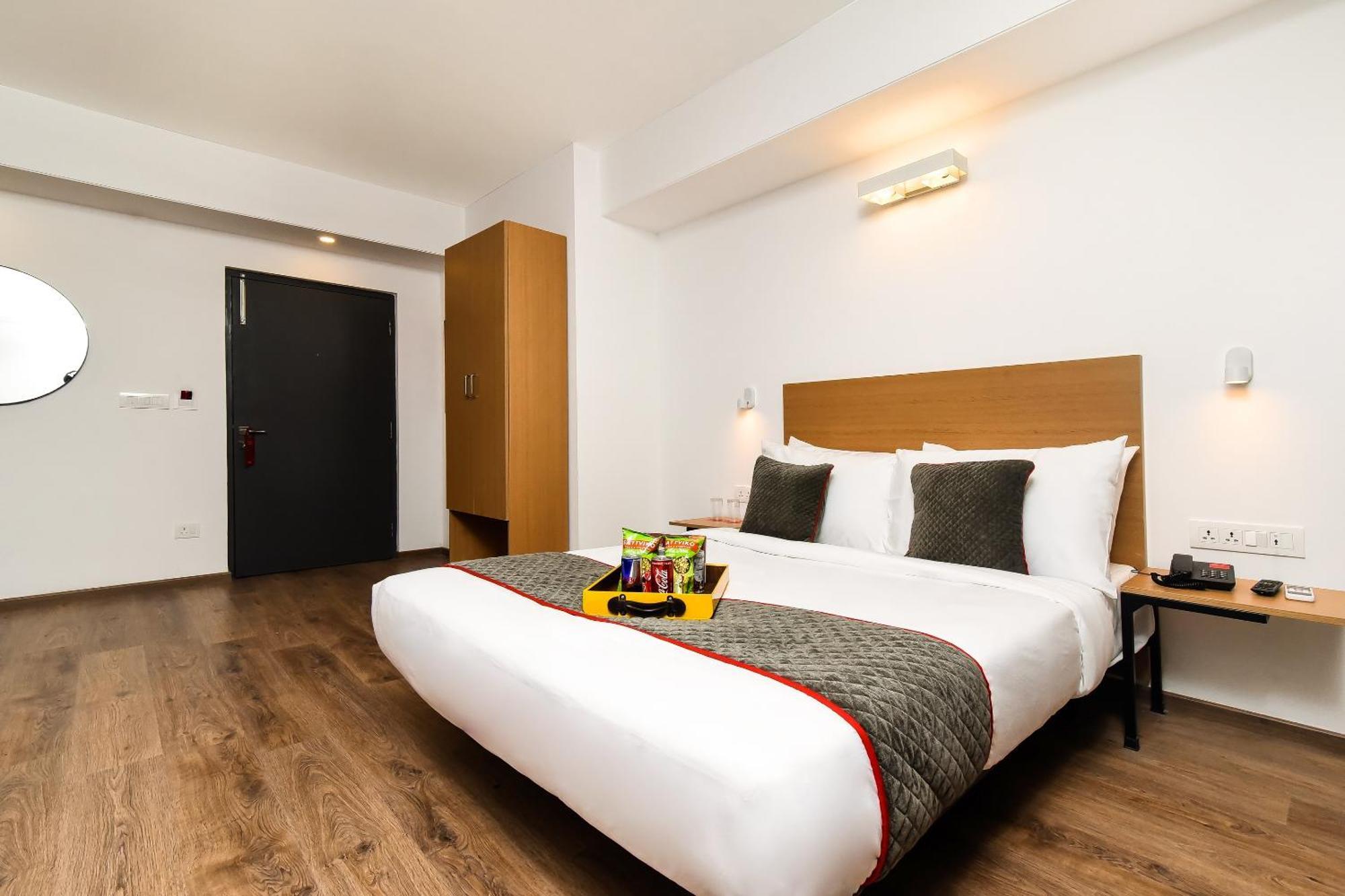 Townhouse C Scheme Ahinsa Circle Hotel Jaipur Exterior foto